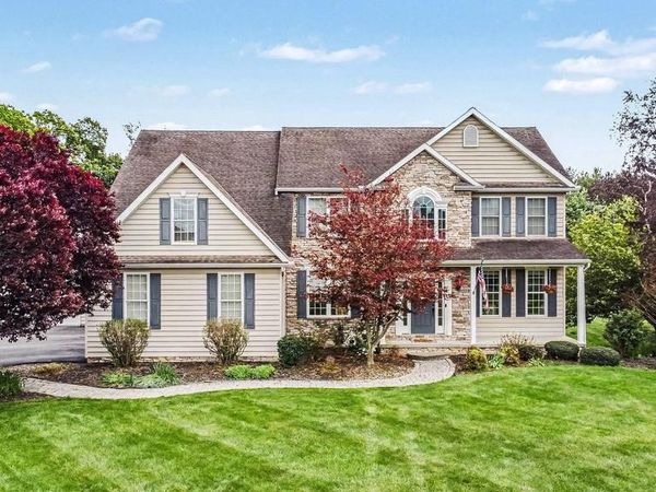 57 E SUMMIT DRIVE, LITTLESTOWN, PA 17340