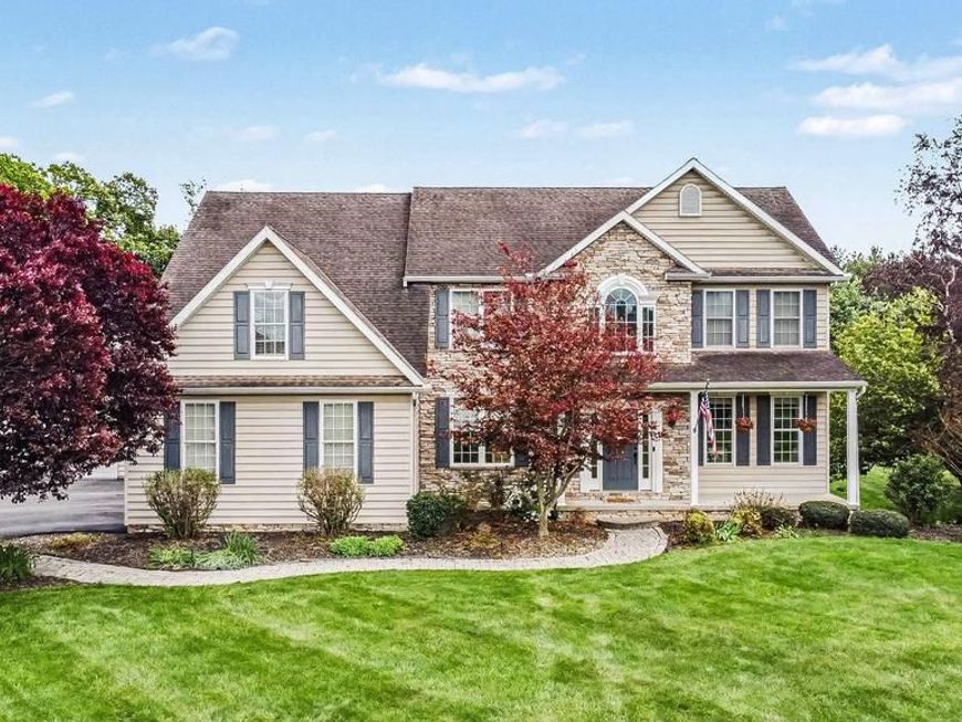 57 E Summit Drive , Littlestown, PA 17340 Main Photo