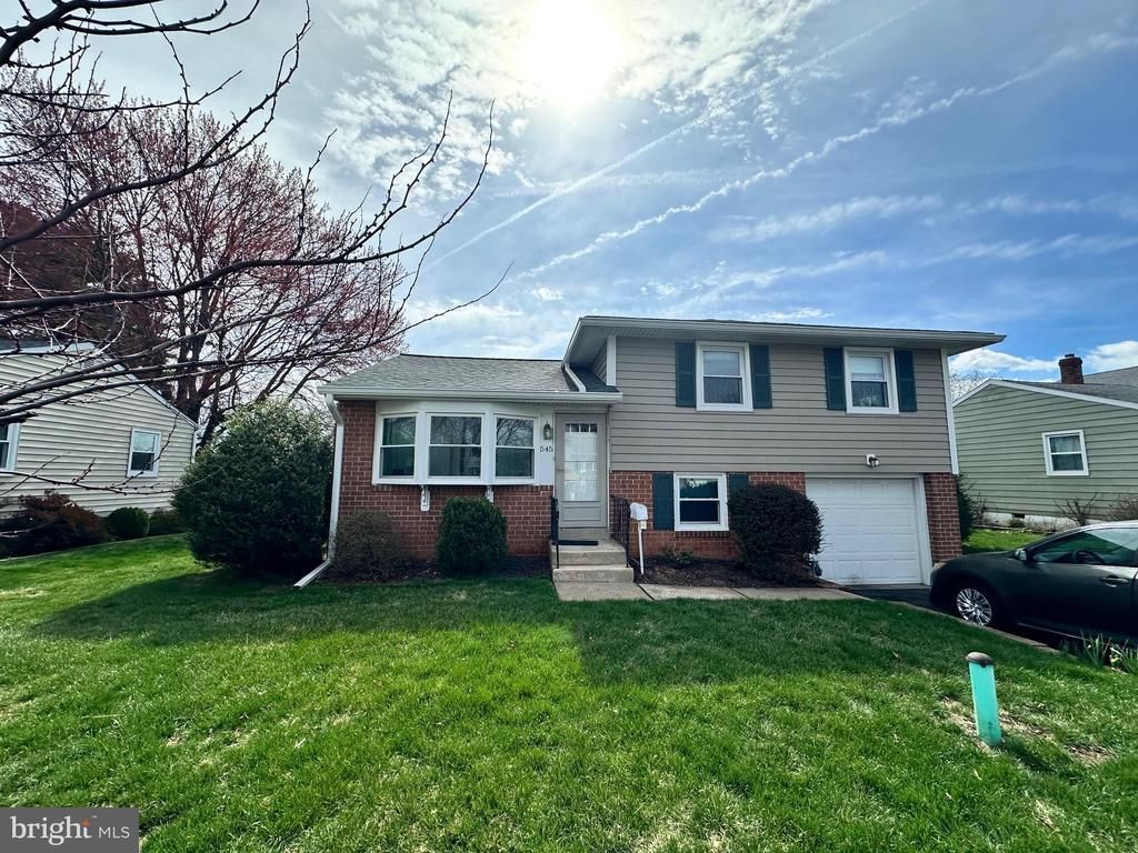 545 POPLAR STREET , LANSDALE, PA 19446