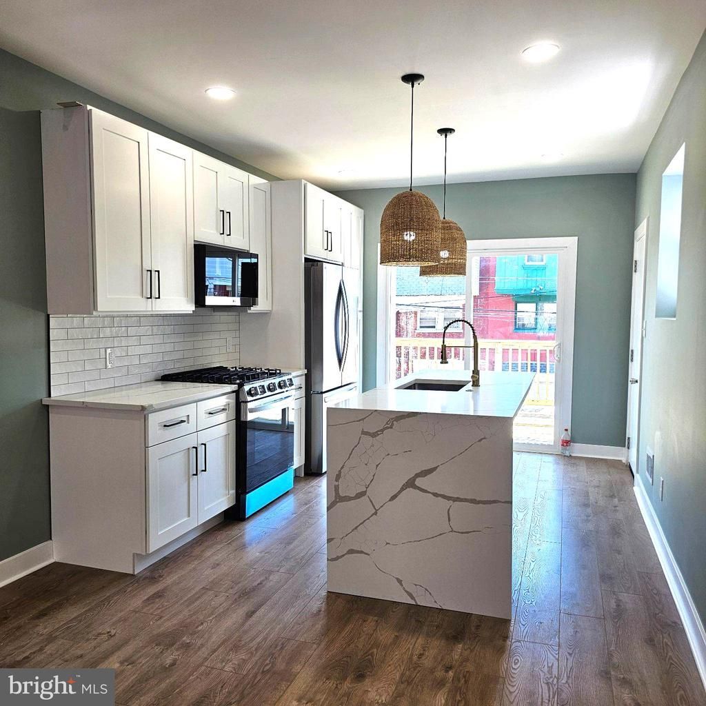 5025 N 9TH STREET , PHILADELPHIA, PA 19141