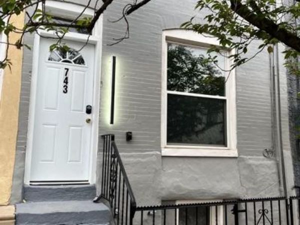 743 N 39TH STREET , PHILADELPHIA, PA 19104
