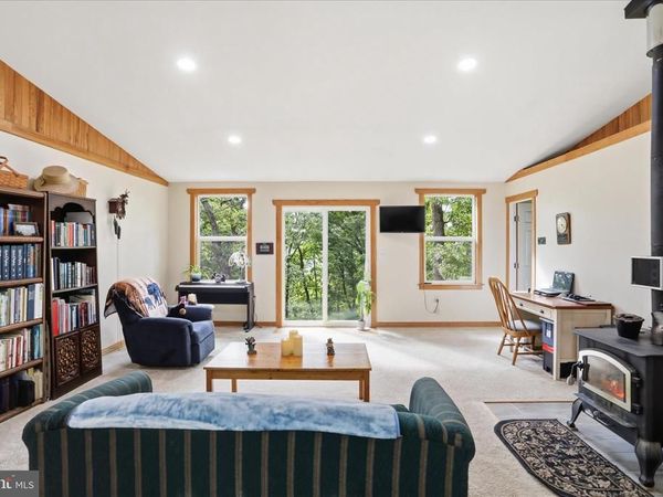 GREAT CACAPON, WV 25422