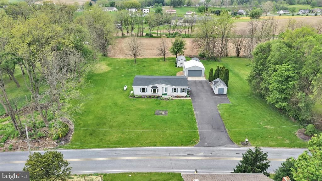 1076 STOUCHSBURG ROAD , RICHLAND, PA 17087