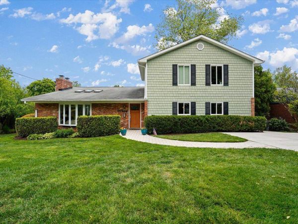 5117 WICKETT TERRACE , BETHESDA, MD 20814