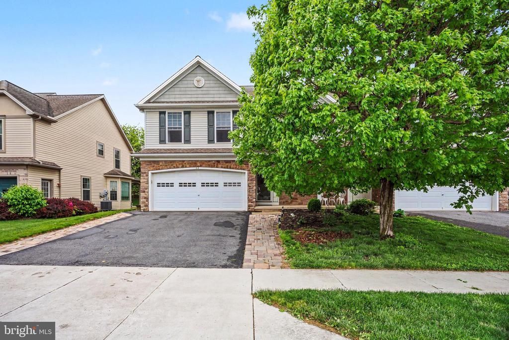 83 Gentleness Drive, Ephrata, PA 17522 Main Photo