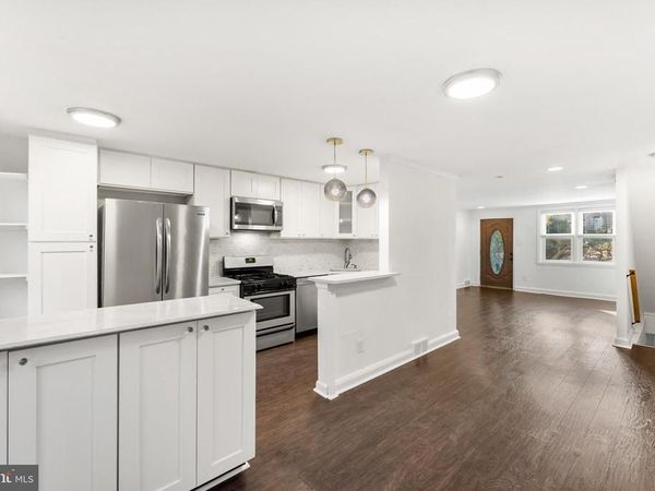 1451 W END DRIVE , PHILADELPHIA, PA 19151