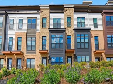 2018 TYSONS RIDGELINE ROAD, FALLS CHURCH, VA 22043