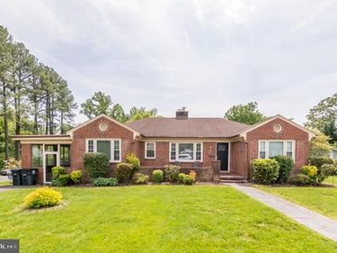 124 LONGSTREET AVENUE , FREDERICKSBURG, VA 22401
