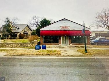 327 N ROYAL AVENUE, FRONT ROYAL, VA 22630