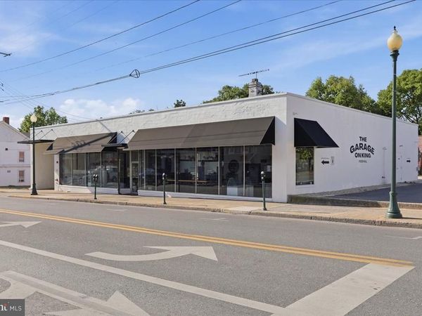 419 W KING STREET, MARTINSBURG, WV 25401