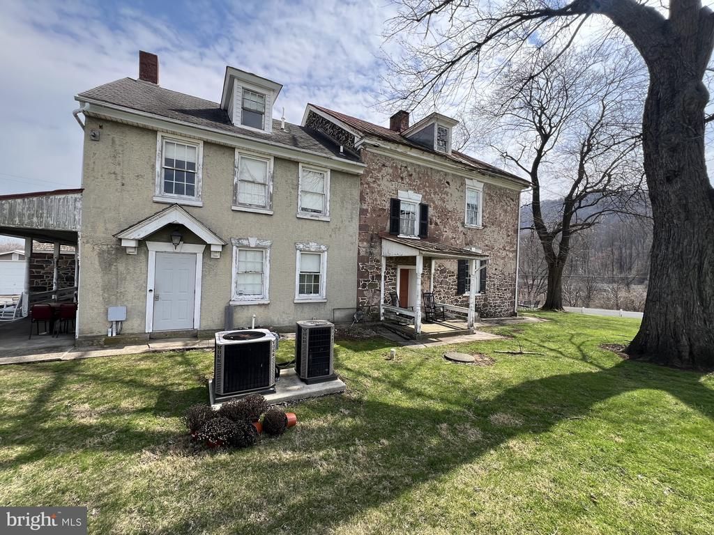 2039 PHILADELPHIA , BIRDSBORO, PA 19508