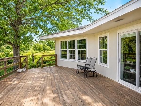 1029 County Road 1107 , Rio Vista, TX 76093