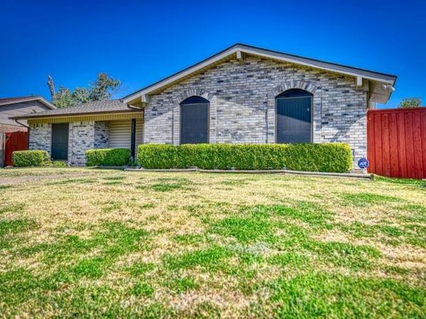 3224 Rockne Lane, Mesquite, TX 75150