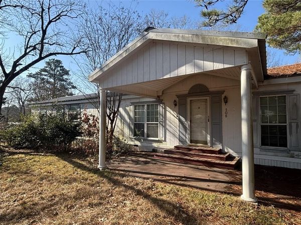 108 Paul Street, Converse, LA 71419
