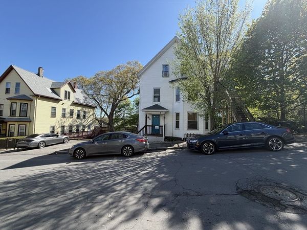 93 Bellevue Ave, Unit 3, Haverhill, MA 01832