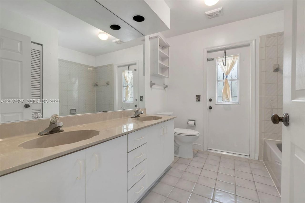 23288 Boca Chica Cir , Boca Raton, FL 33433 Photo