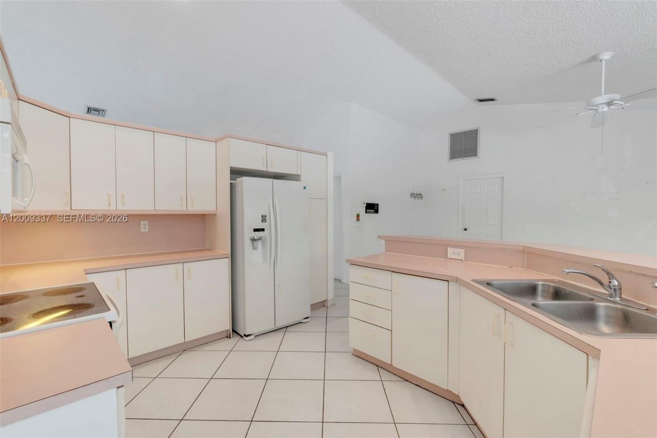 23288 Boca Chica Cir , Boca Raton, FL 33433 Photo