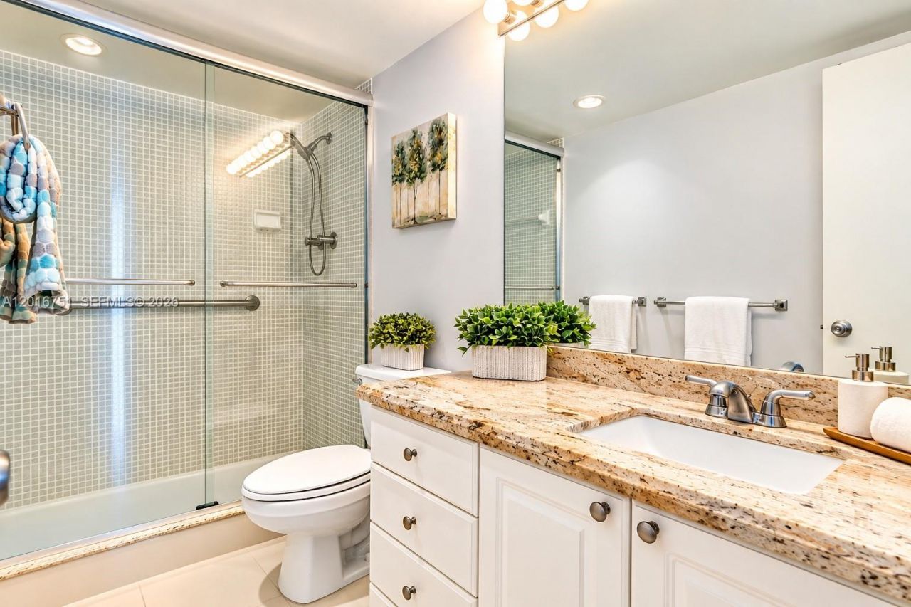 19370 Collins Ave, Unit 626, Sunny Isles Beach, FL 33160 Photo