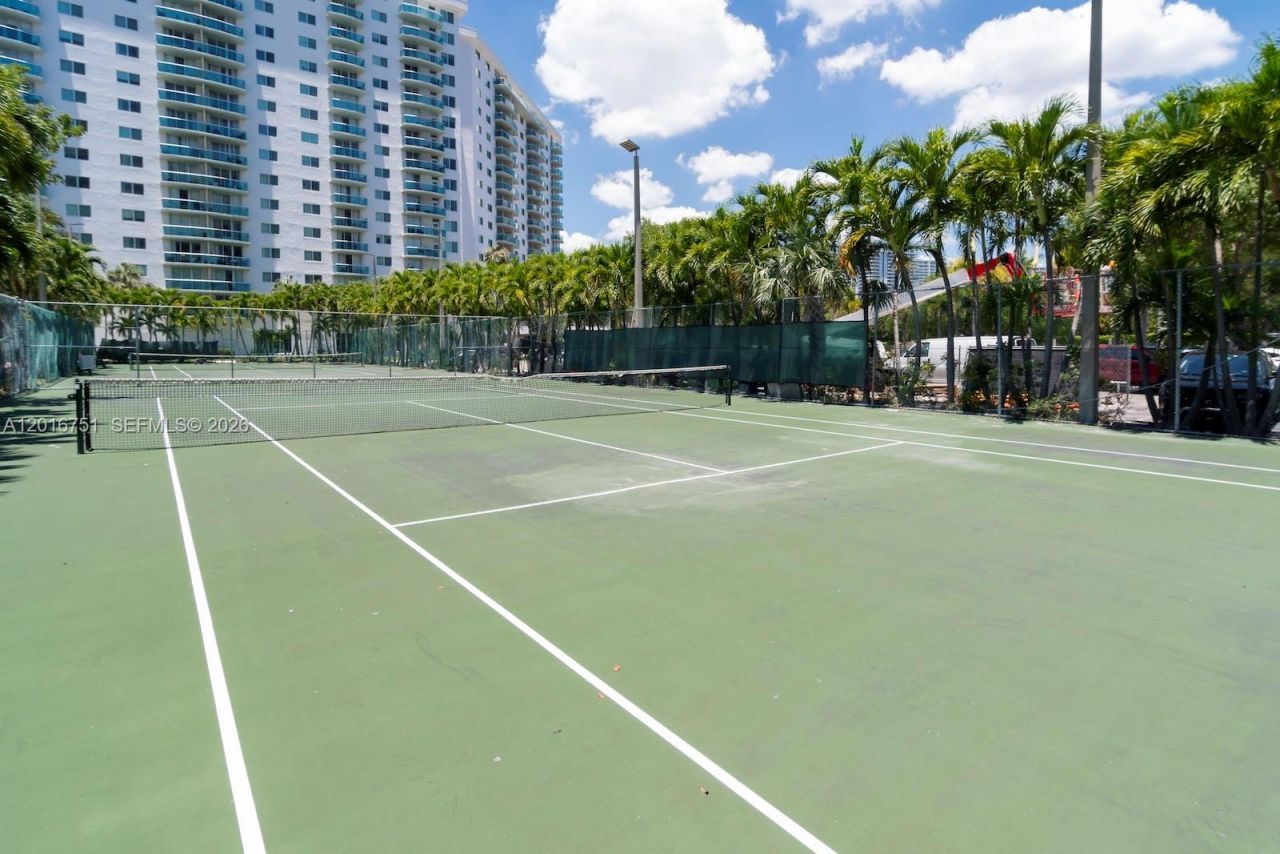 19370 Collins Ave , Unit 626, Sunny Isles Beach, FL 33160 Photo