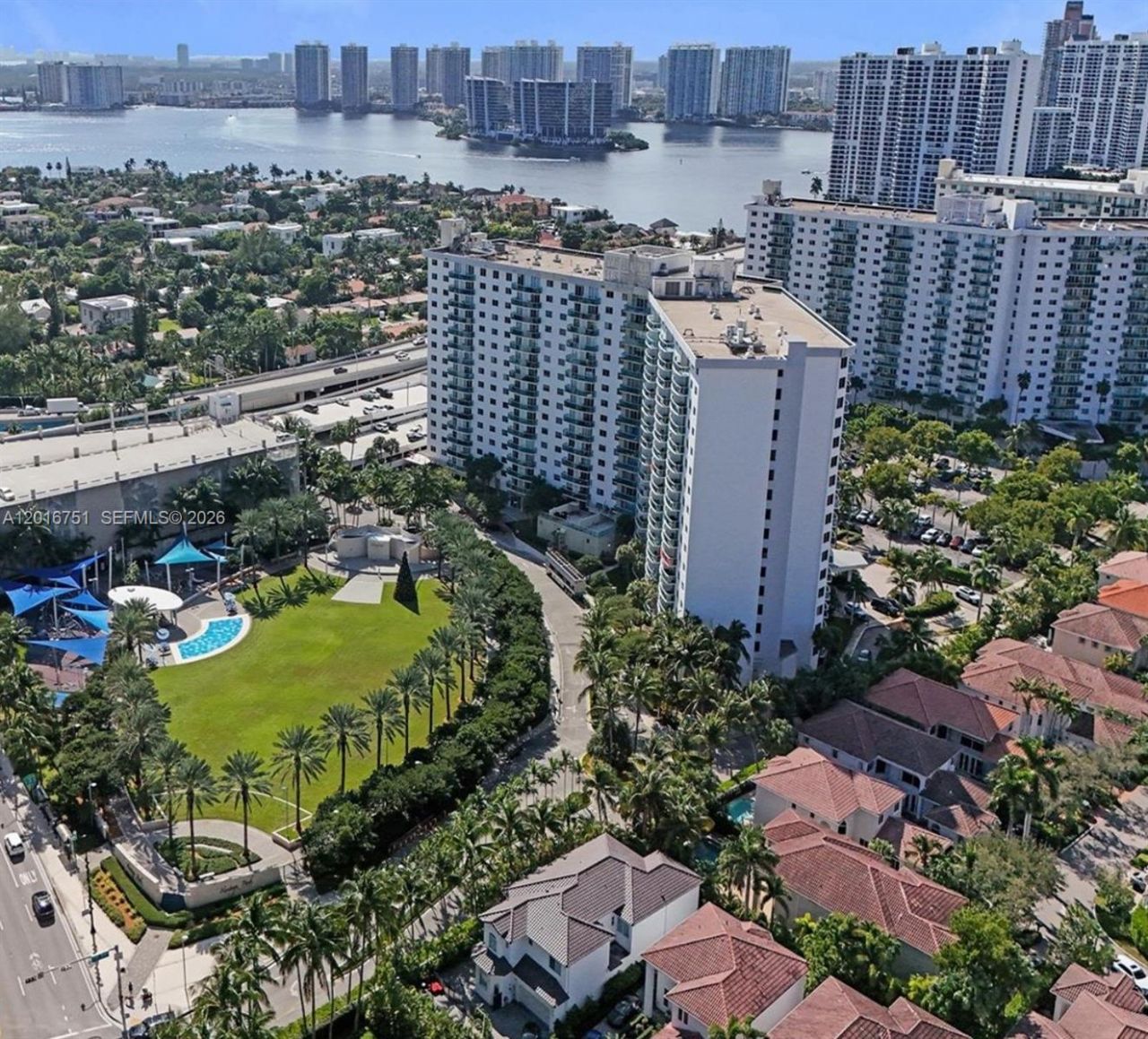 19370 Collins Ave , Unit 626, Sunny Isles Beach, FL 33160 Photo