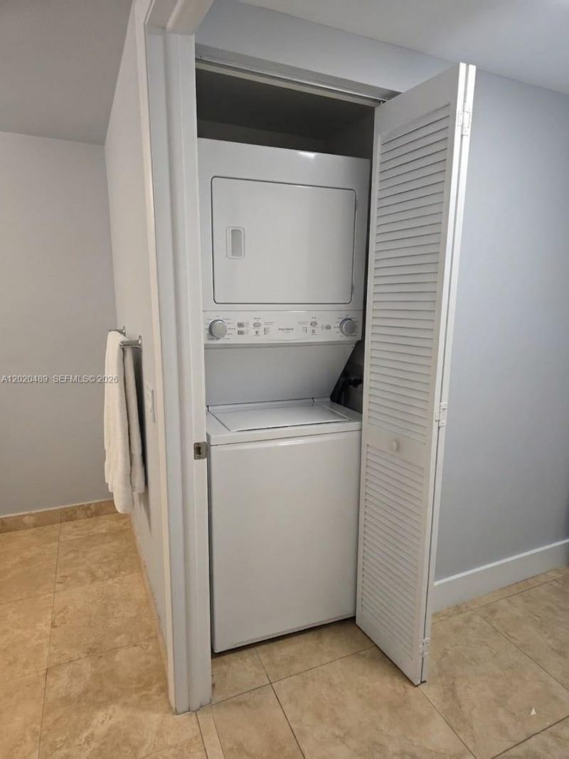 41 SE 5th St , Unit 815, Miami, FL 33131 Photo