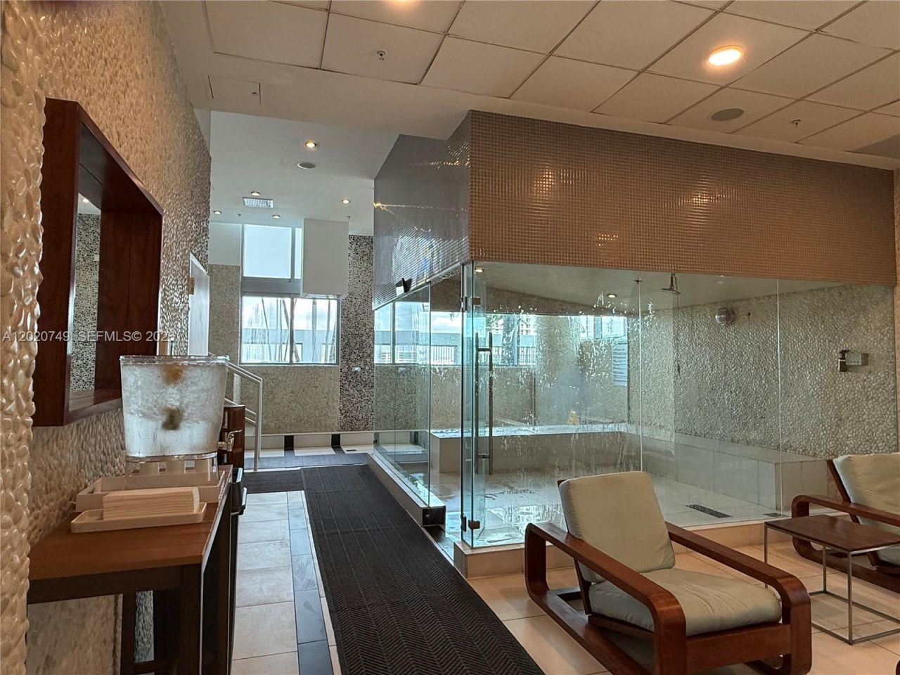 92 SW 3rd St, Unit 1804, Miami, FL 33130 Photo