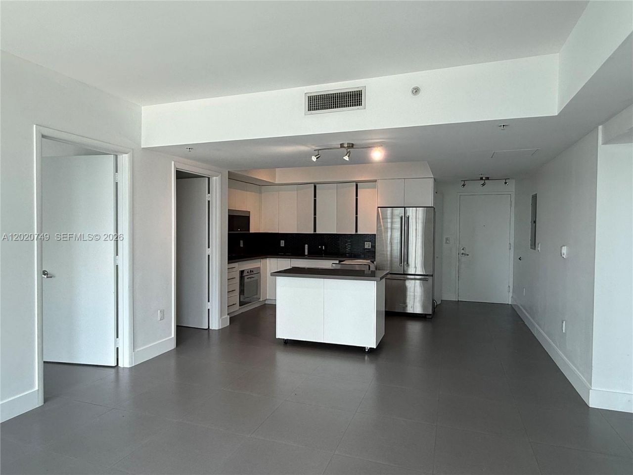 92 SW 3rd St, Unit 1804, Miami, FL 33130 Photo