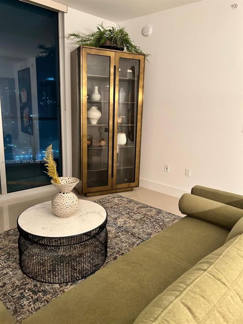 185 SW 7th St , Unit 3803, Miami, FL 33130 Photo