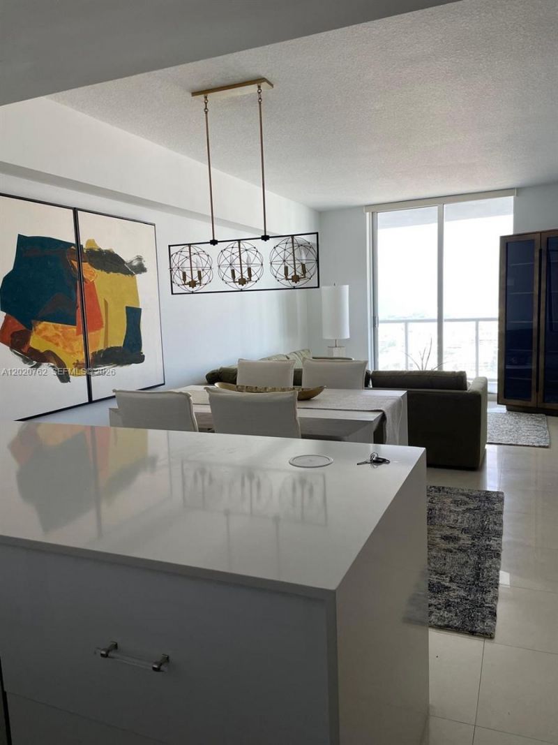 185 SW 7th St , Unit 3803, Miami, FL 33130 Photo