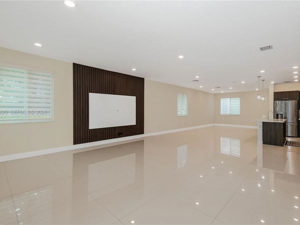 6681 NW 104th Ave , Unit 6681, Doral, FL 33178