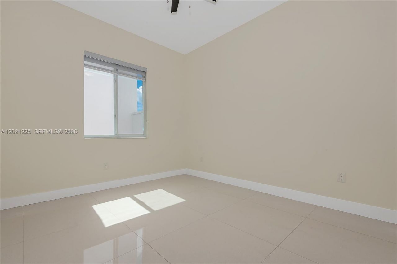 6681 NW 104th Ave , Unit 6681, Doral, FL 33178 Photo