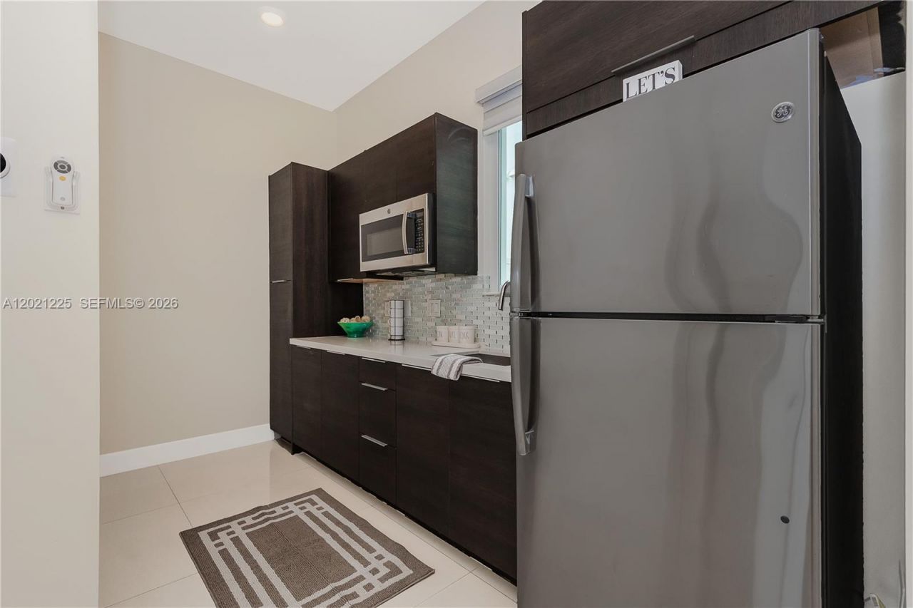 6681 NW 104th Ave , Unit 6681, Doral, FL 33178 Photo