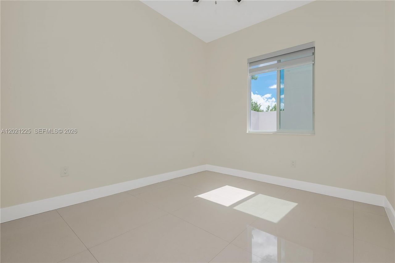 6681 NW 104th Ave , Unit 6681, Doral, FL 33178 Photo