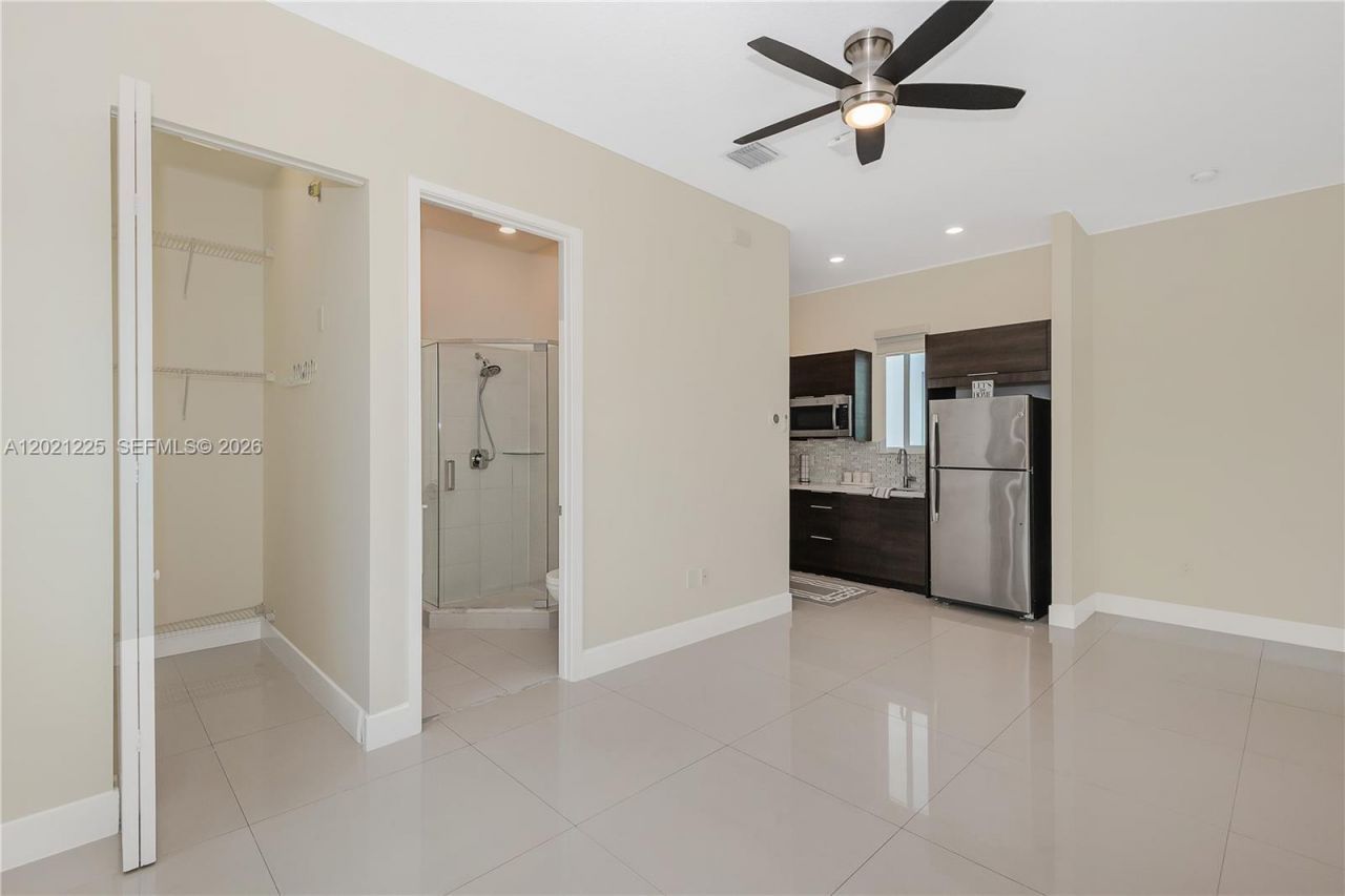 6681 NW 104th Ave , Unit 6681, Doral, FL 33178 Photo