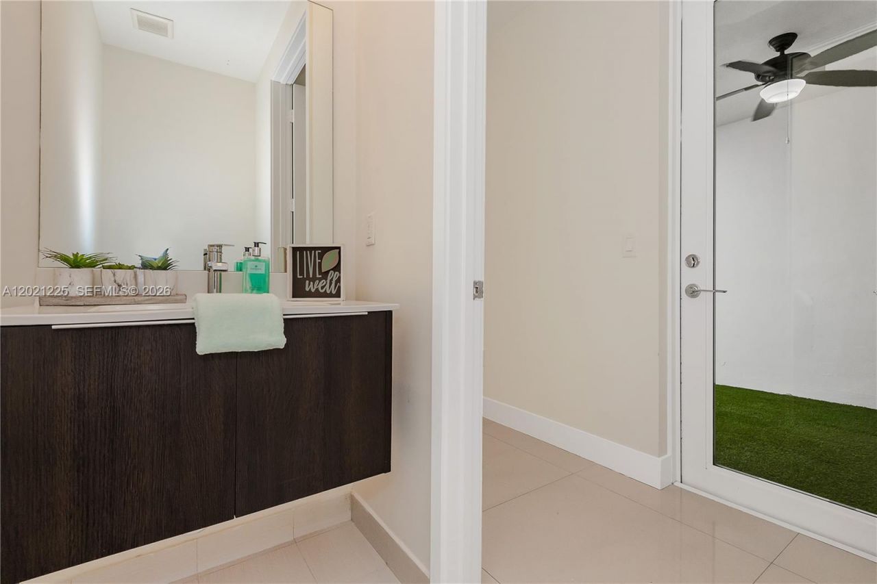 6681 NW 104th Ave , Unit 6681, Doral, FL 33178 Photo