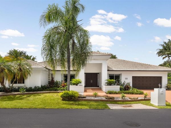 7400 SW 170th Ter, Palmetto Bay, FL 33157