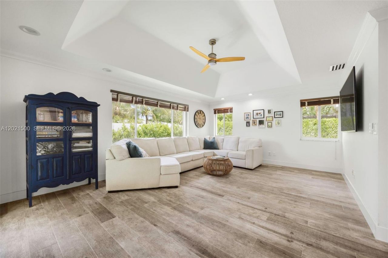 7400 SW 170th Ter, Palmetto Bay, FL 33157 Photo