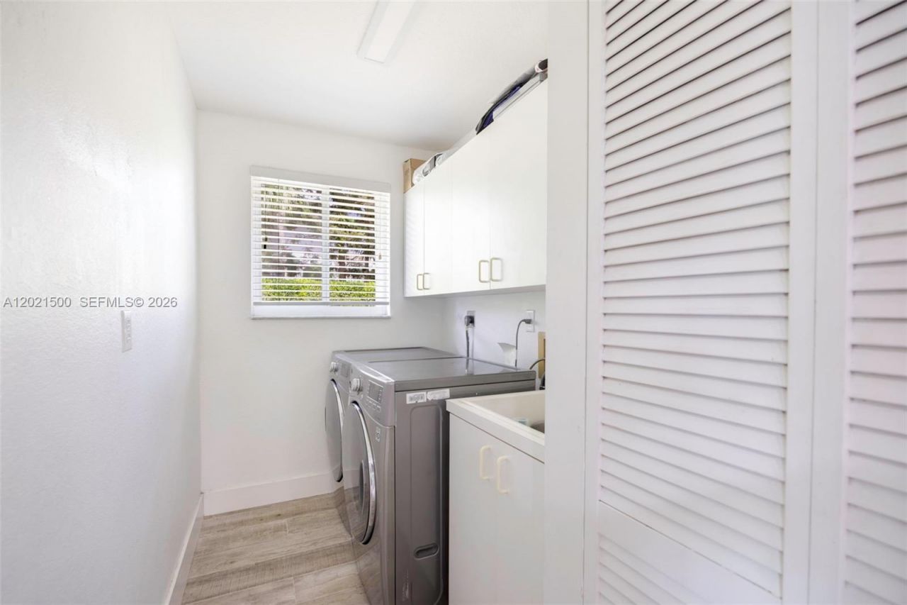 7400 SW 170th Ter, Palmetto Bay, FL 33157 Photo