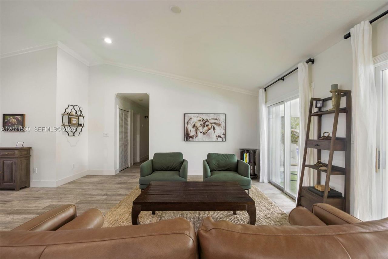 7400 SW 170th Ter, Palmetto Bay, FL 33157 Photo