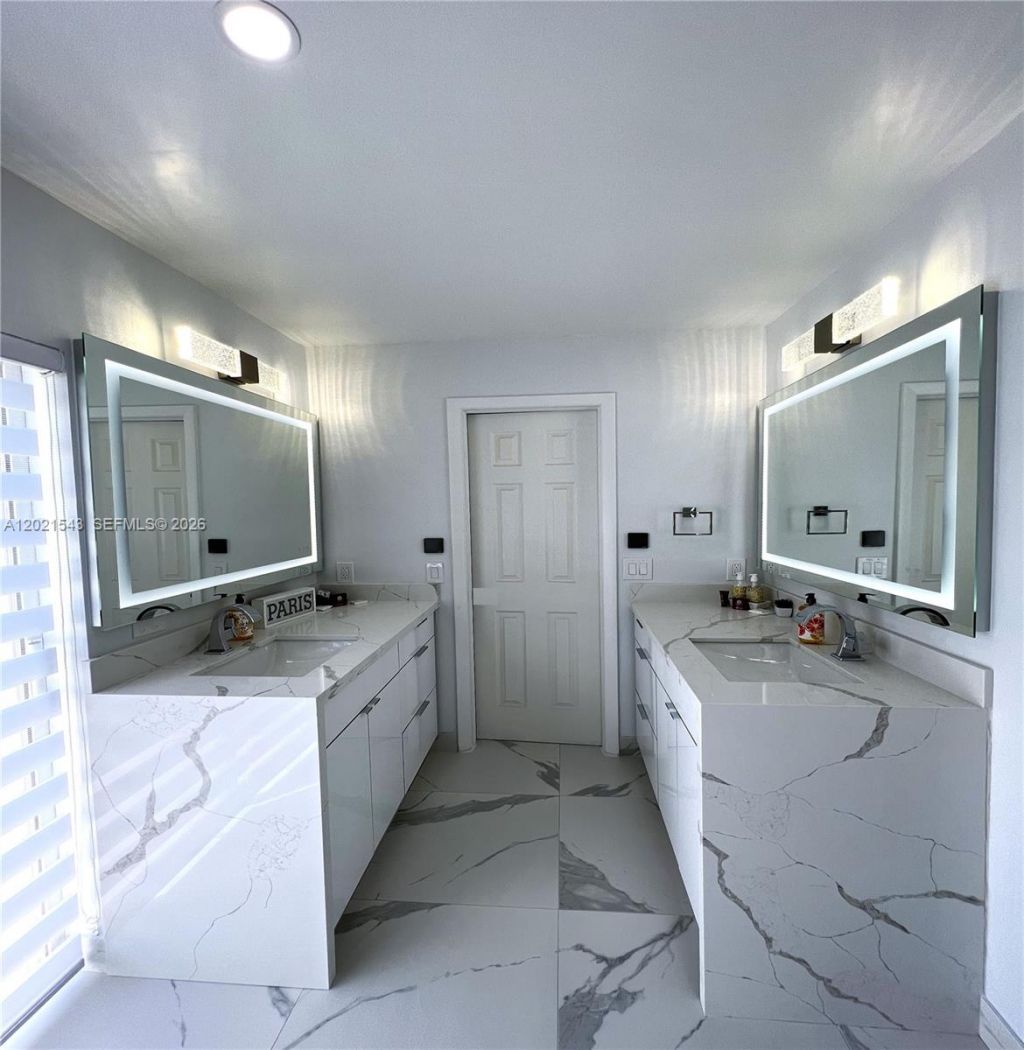 15540 SW 156th Ave , Miami, FL 33187 Photo