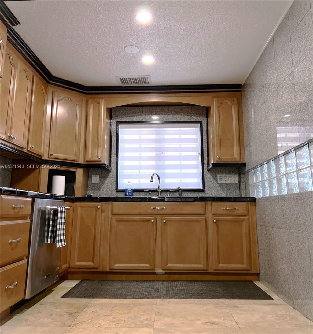 15540 SW 156th Ave , Miami, FL 33187 Photo