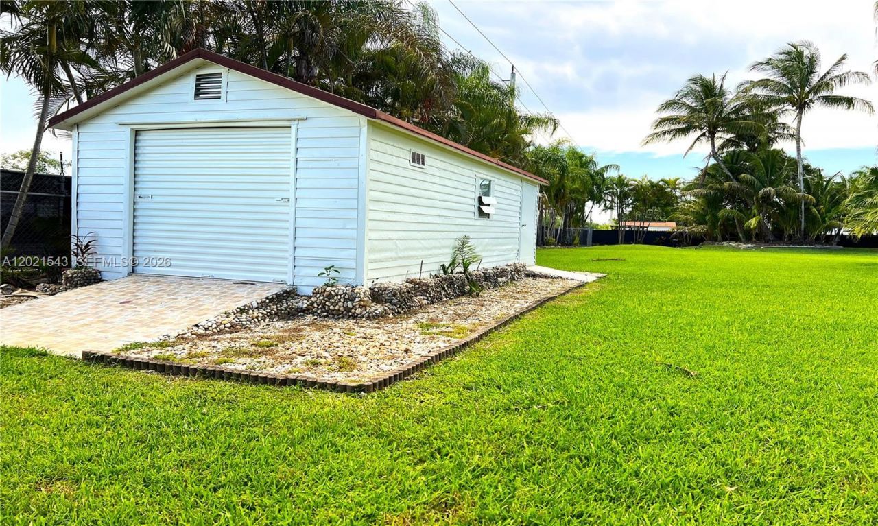 15540 SW 156th Ave , Miami, FL 33187 Photo