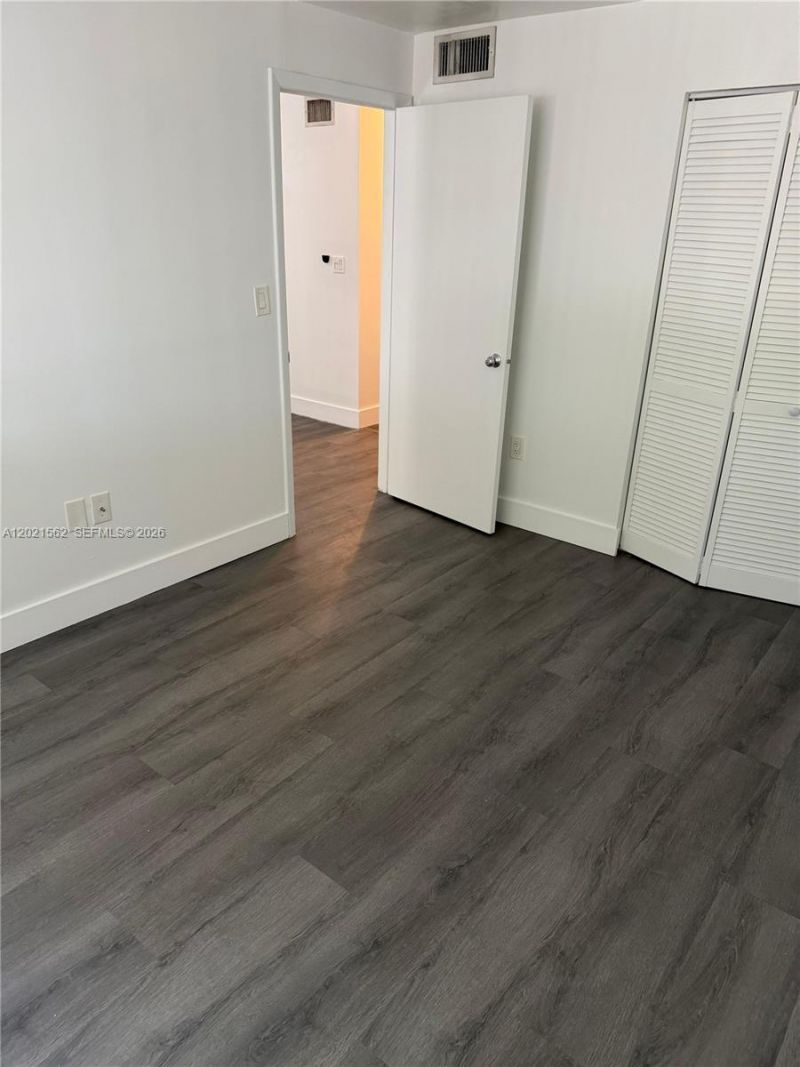 1740 NW N River Dr , Unit 325, Miami, FL 33125 Photo