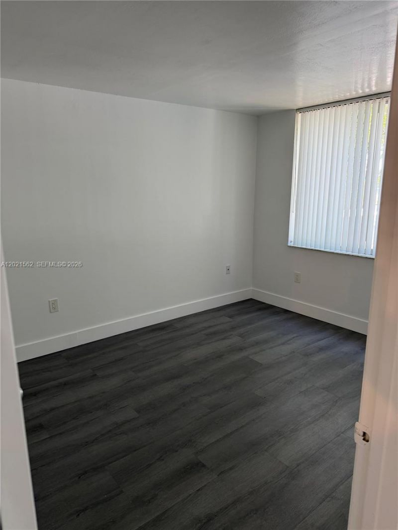 1740 NW N River Dr , Unit 325, Miami, FL 33125 Photo