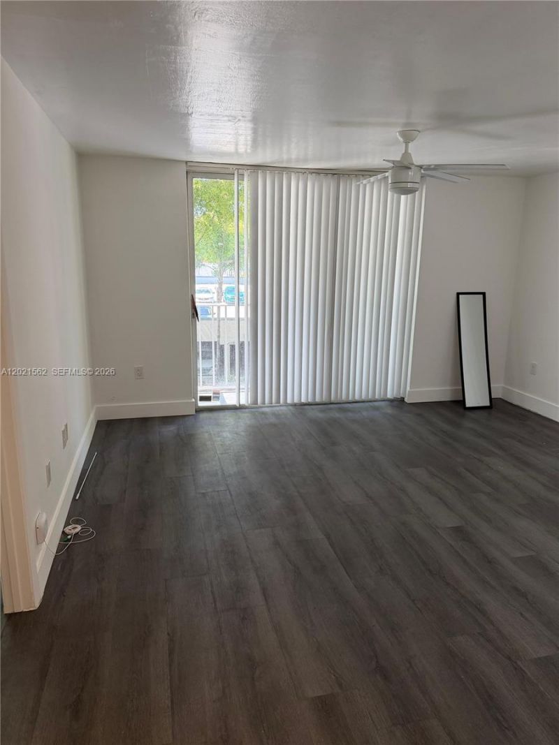 1740 NW N River Dr , Unit 325, Miami, FL 33125 Photo