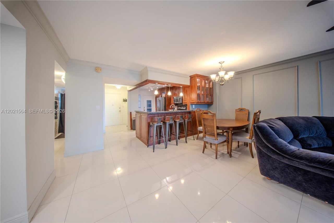 1660 NE 191st St , Unit 410-1, Miami, FL 33179 Photo