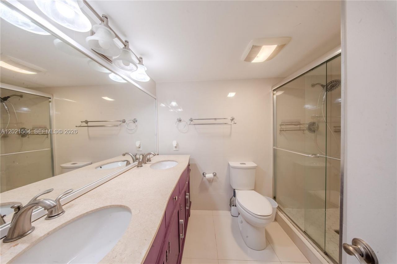 1660 NE 191st St , Unit 410-1, Miami, FL 33179 Photo