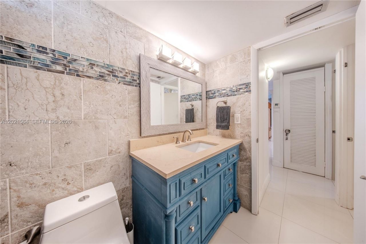 1660 NE 191st St , Unit 410-1, Miami, FL 33179 Photo