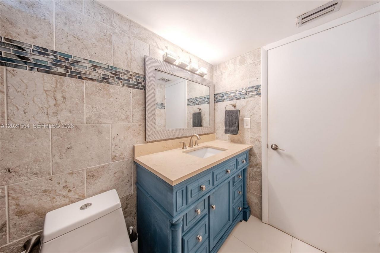 1660 NE 191st St , Unit 410-1, Miami, FL 33179 Photo