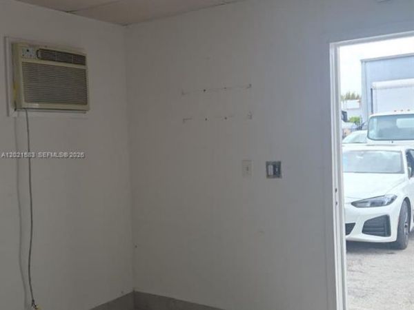 3585 NW 154th Ter , Miami Gardens, FL 33054